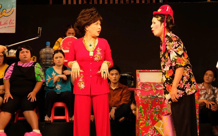 Sân khấu Thế Giới Trẻ ra thông báo sau những phát ngôn của Phan Đạt về 'chèn ép nghệ sĩ trẻ' - Ảnh 4.