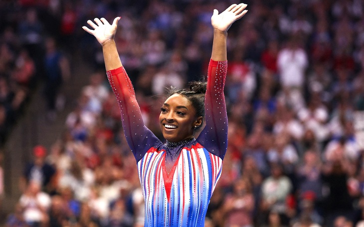 Fan muốn ‘té ngửa’ khi Simone Biles làm cố vấn ở 'The Voice' - Ảnh 3.