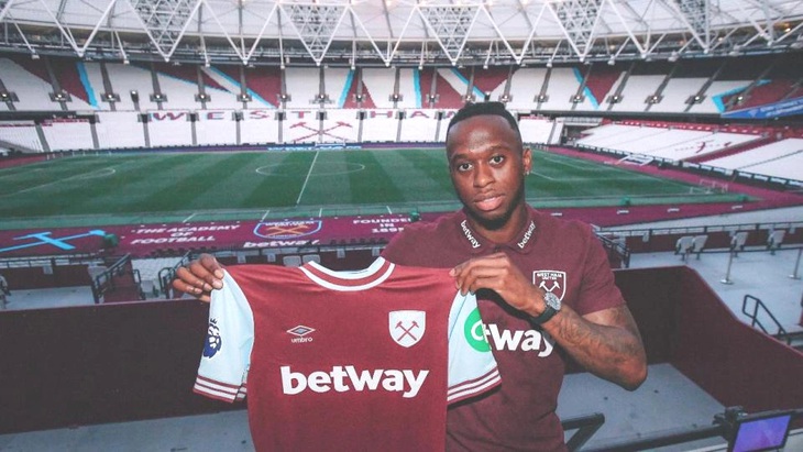 Wan-Bissaka chính thức gia nhập West Ham - Ảnh: Getty