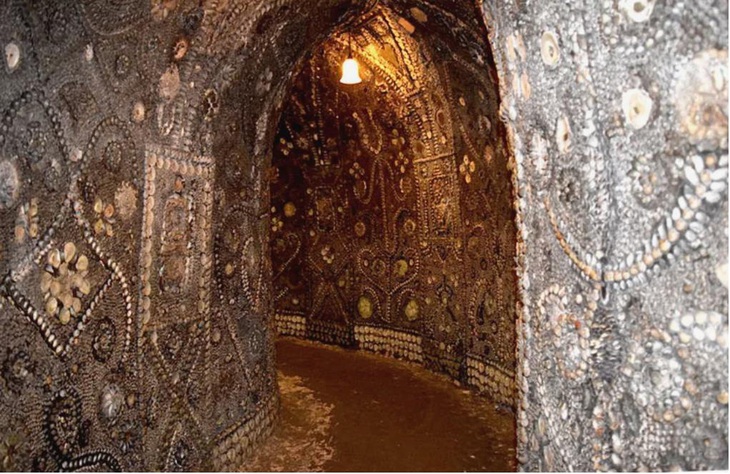 Hang động Shell Grotto là một địa điểm kỳ lạ nằm ẩn mình dưới thị trấn Margate ở Anh - Ảnh: The Sun