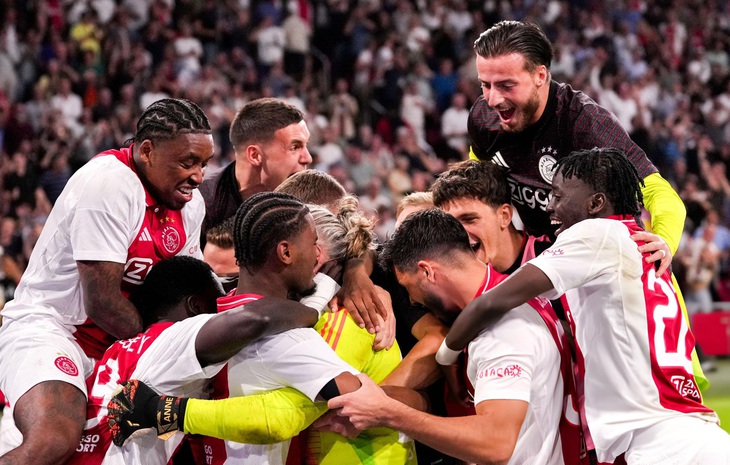 Ajax vượt qua Panathinaikos sau loạt luân lưu nghẹt thở và kỷ lục - Ảnh: GETTY