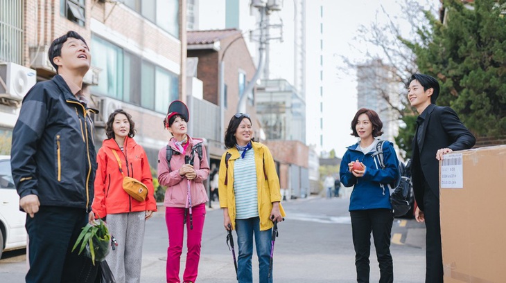 Jung Hae In, Jung So Min ngọt ngào hết cỡ trong Love Next Door  - Ảnh 3.