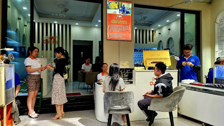 Quý PN: phục hồi kéo làm đẹp cho thú cưng- Ảnh 4. Quý PN: phục hồi kéo làm đẹp cho thú cưng- Ảnh 4.