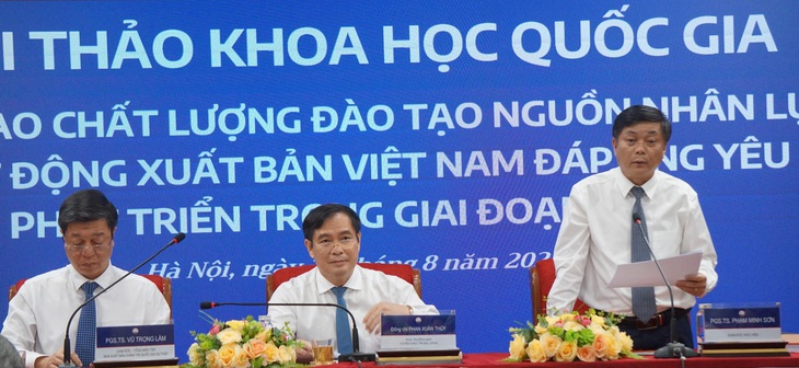 Đề xuất miễn học phí, trợ cấp thêm cho sinh viên xuất bản như sinh viên sư phạm - Ảnh 1.