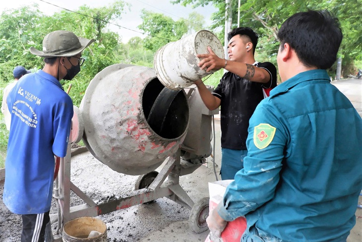 Con đường ghi dấu chân tình nguyện- Ảnh 1.