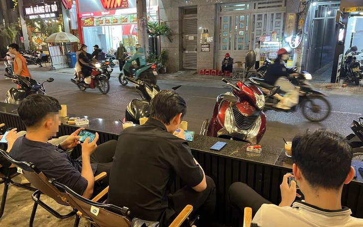 Netizen bị nhột trước tin 