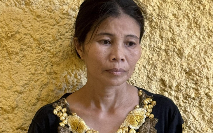 Cô dâu bị hắt mắm tôm giữa ngày cưới nói gì? - Ảnh 2.