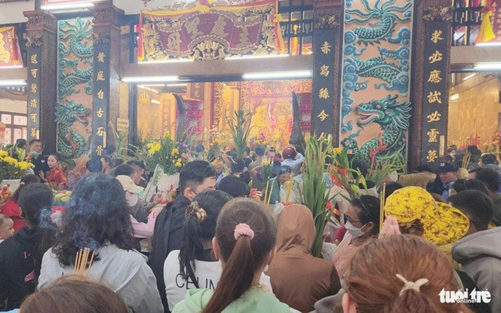 Đại biểu đề xuất cá nhân, tổ chức tín ngưỡng, tôn giáo phải định danh, xác thực tài khoản  - Ảnh 3.