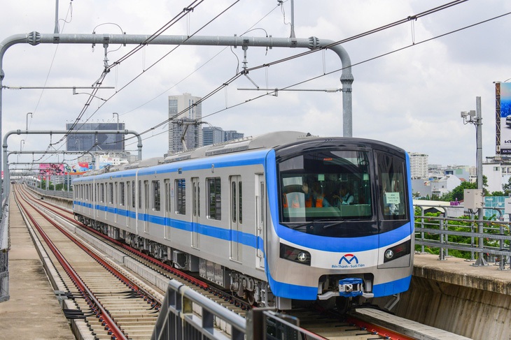 Metro số 1 dự kiến khai thác thương mại vào quý 4-2024 - Ảnh: QUANG ĐỊNH