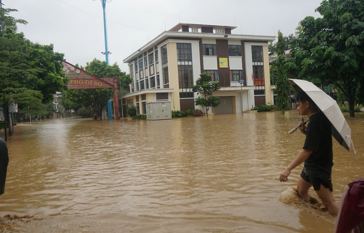 Lũ lụt chưa từng có ở miền Bắc: Cao Bằng vẫn còn 31 người mất tích, đang nỗ lực tìm kiếm - Ảnh 34.