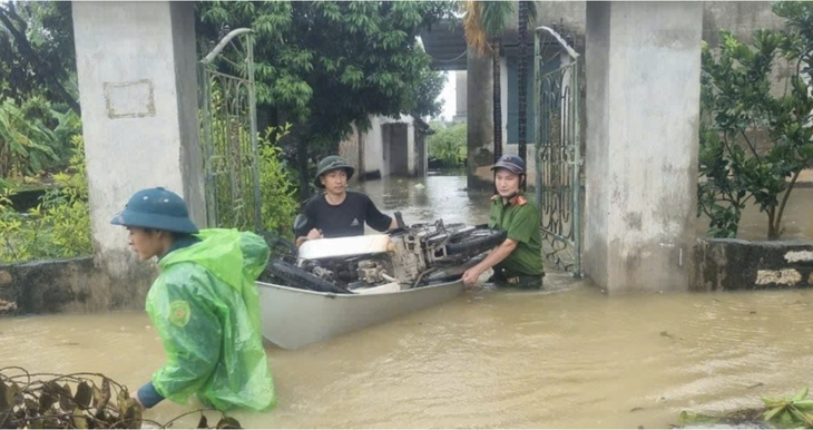 Hồ thủy điện Thác Bà đã ổn hơn, nhưng vẫn không chủ quan - Ảnh 6.