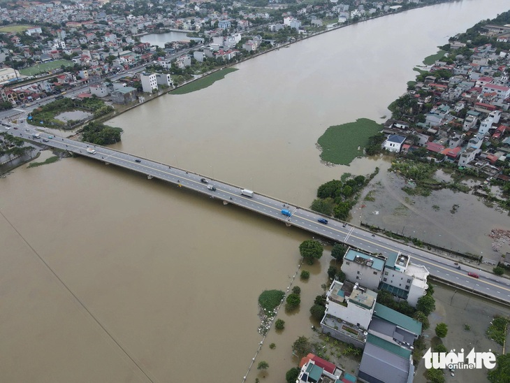 Thời tiết hôm nay 13-9: Bắc Bộ nắng lên, lũ tại một số sông vẫn trên mức báo động 3  - Ảnh 1.