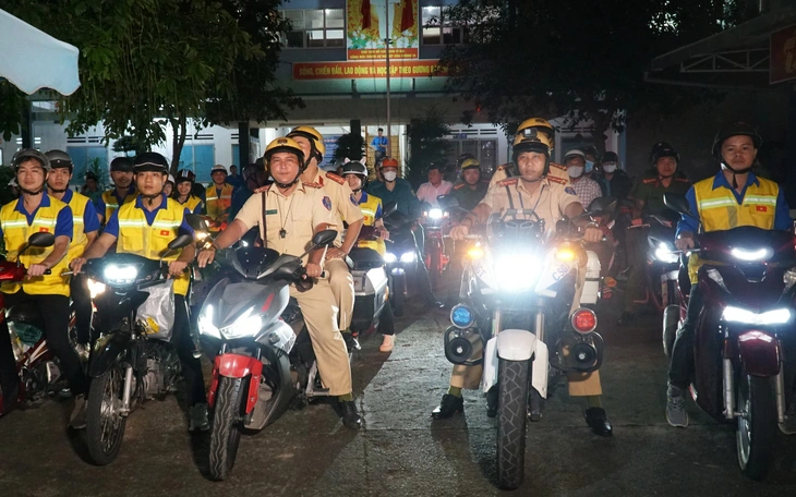 Công an TP.HCM: Tình hình giao thông tại các khu công nghiệp 6 tháng đầu năm đảm bảo ổn định - Ảnh 2.
