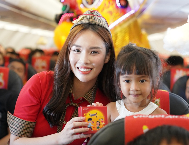 Vietjet dành tặng các bạn nhỏ Tết Trung thu ấm áp - Ảnh 4.