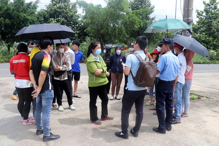 Chủ doanh nghiệp ngoại ‘mất tích’, hơn 300 công nhân kêu cứu - Ảnh 1.