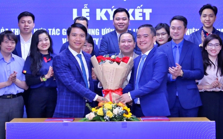 Cần Thơ khởi tranh Giải đua thuyền ván sup mở rộng - Ảnh 4.