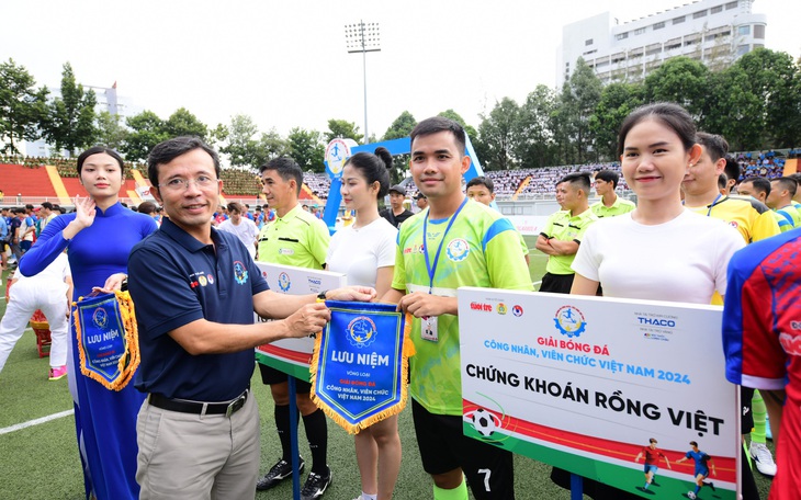 Nhà tài trợ tin vào Giải bóng đá công nhân, viên chức hấp dẫn, fair-play - Ảnh 2.