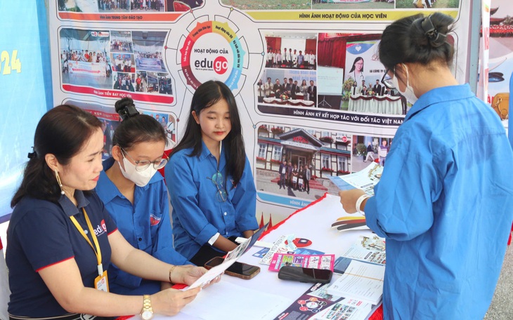 'Đỏ mắt' tìm lao động tay nghề cao - Ảnh 2.