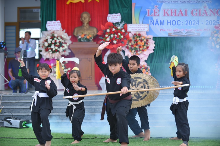 Hơn 23 triệu học sinh cả nước khai giảng năm học mới - Ảnh 43.