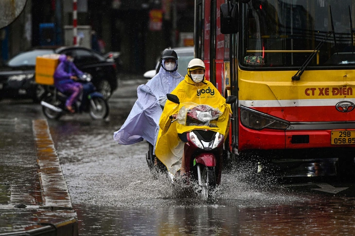 Thời tiết hôm nay 24-5: Nam Bộ mưa, có nơi mưa rất to - Ảnh 1. thời tiết - Ảnh 1.