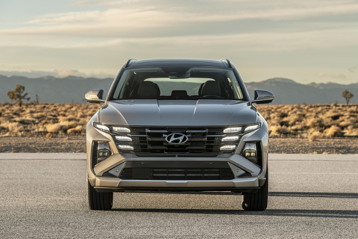 Hyundai Tucson 2024 nhận cọc hẹn sớm ra mắt Việt Nam: Tinh chỉnh thiết kế để cạnh tranh Mazda CX-5 - Ảnh 1.