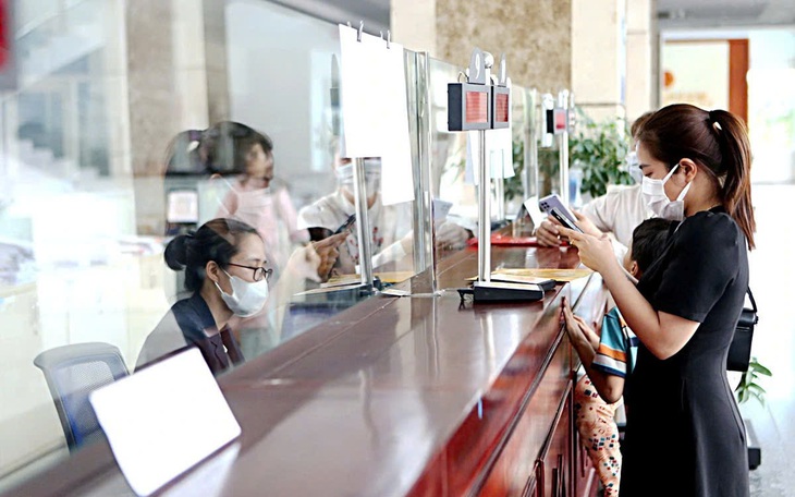 Thu ngân sách 10 tháng sắp ‘cán đích’ cả năm - Ảnh 1.