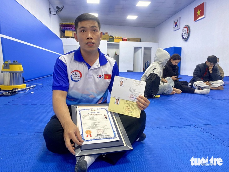 Đóng cửa CLB taekwondo ở Đà Nẵng bị tố đánh học viên - Ảnh 1.