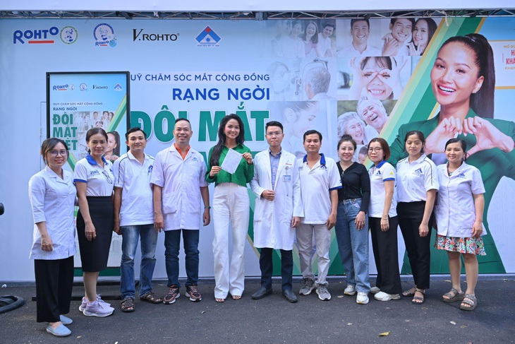 Lan tỏa thông điệp về tầm quan trọng của chăm sóc thị lực - Ảnh 1.