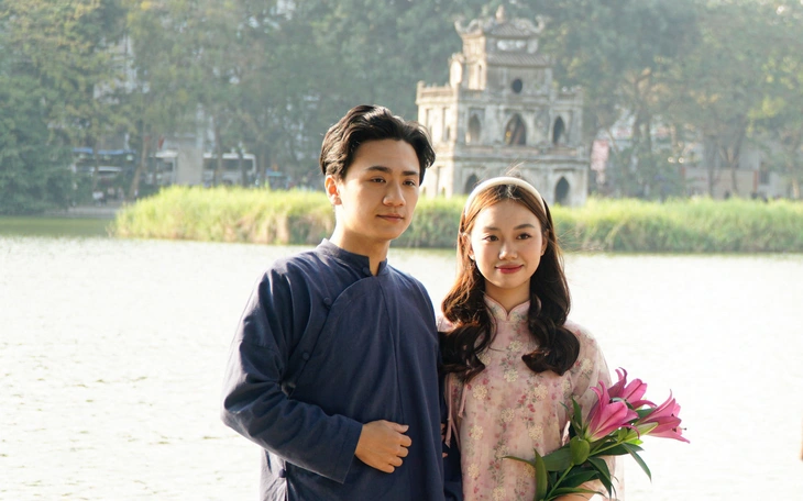 Khách Tây lần đầu trải nghiệm đêm Hà Nội được 'kể' bằng âm thanh - Ảnh 4.