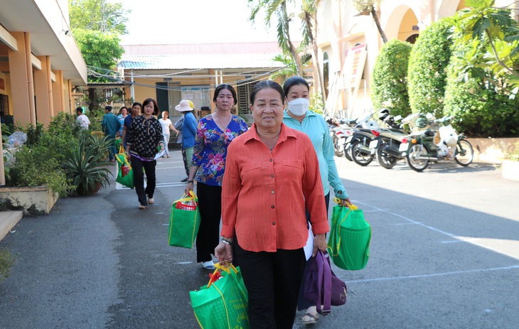 Đón Tết trong nhà mới - Ảnh 2.