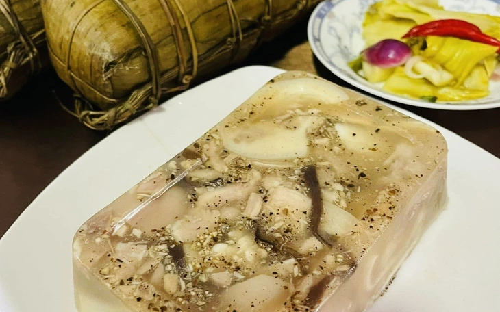 Dưa muối ngày Tết: ăn đúng cách để an toàn - Ảnh 2.