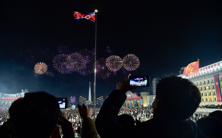 Ông Yoon dùng đến 'lá bài tẩy' Donald Trump - Ảnh 4.