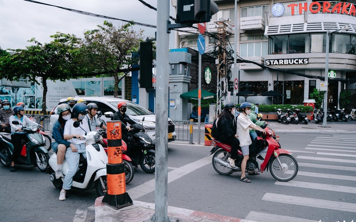 Phạt 'khủng', ngành giao thông đừng chậm chân nữa - Ảnh 2.