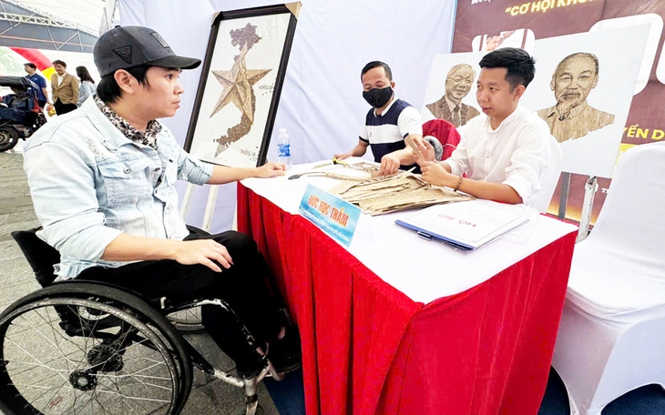 Xóa bỏ rào cản cho người khuyết tật: Từ trợ giúp đến trao quyền - Ảnh 3.