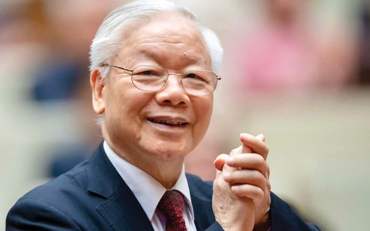 Người dân bật khóc, thắp hương tưởng niệm cố Tổng Bí thư Nguyễn Phú Trọng - Ảnh 13.