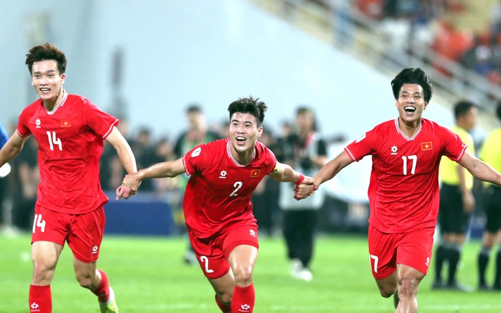 HLV Kim Sang Sik chuẩn bị cho mục tiêu giành HCV SEA Games 33 - Ảnh 3.