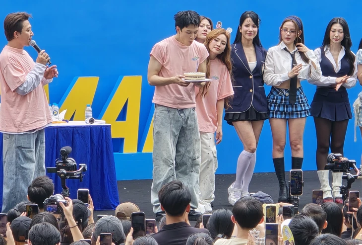 Trấn Thành ví mình là con bò biển trong Running man - Ảnh 2.