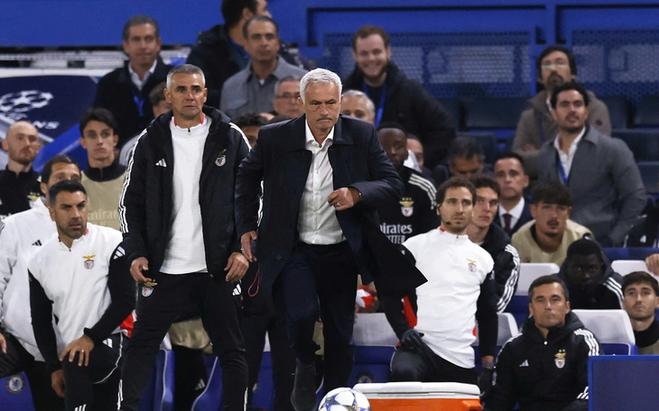 Chelsea giành chiến thắng trước Benfica theo phong cách rất... Mourinho - Ảnh 2.