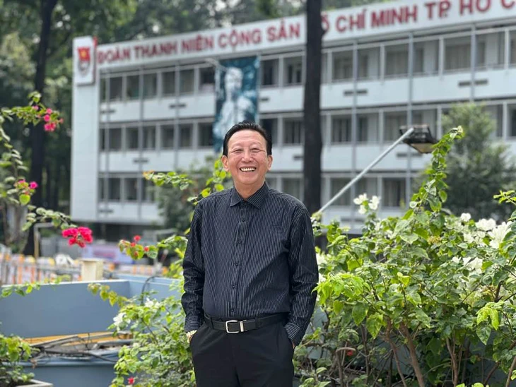 Tiếc thương nhạc sĩ Thế Hiển: Nhánh lan rừng sẽ luôn nở thật lung linh anh ơi! - Ảnh 13.
