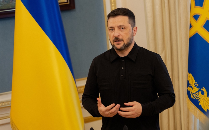 Rộ tin Mỹ chuyển Ukraine thông tin tình báo để tấn công cơ sở dầu mỏ sâu trong lãnh thổ Nga - Ảnh 2.