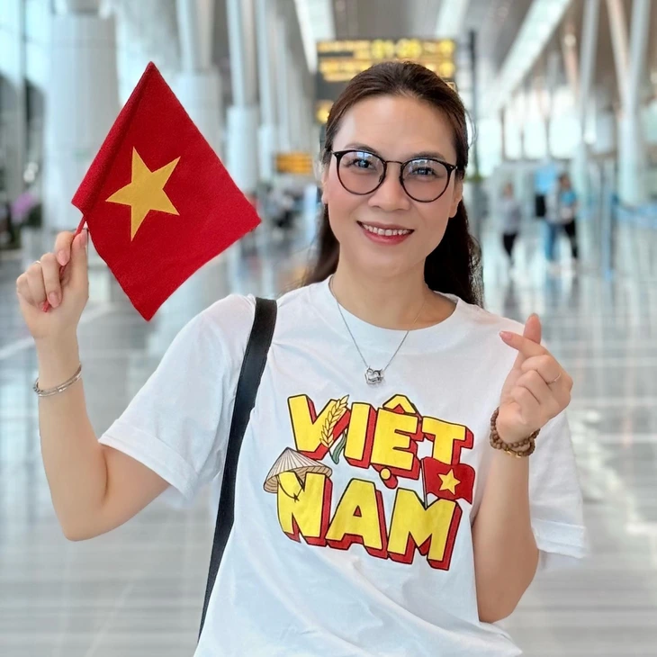 Mỹ Tâm gửi 500 triệu, Jun Phạm, Ngọc Trinh... quyên tiền giúp bà con vùng bão - Ảnh 1.