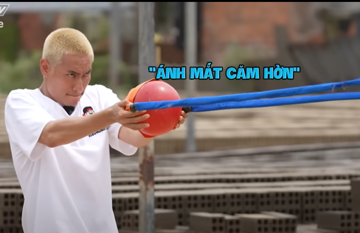 Lê Dương Bảo Lâm đổ máu trong 2 ngày 1 đêm: Chơi game show sao cho vui, an toàn? - Ảnh 3.