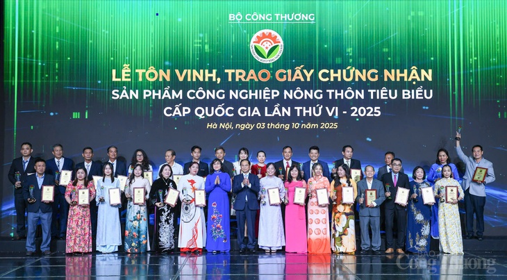 'Vàng trắng' Cần Giờ được tôn vinh - Ảnh 4.