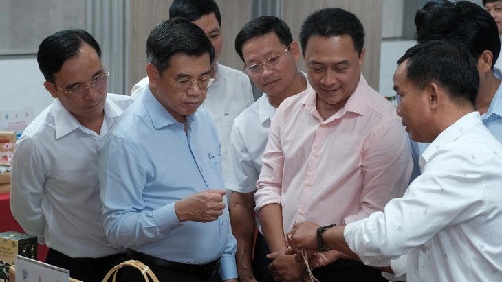 Kết nối Huế - TP.HCM: Cơ hội vàng cho hàng Việt trên thị trường bán lẻ - Ảnh 2.