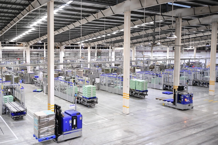Bà Mai Kiều Liên được vinh danh Top 100 Phụ nữ quyền lực nhất châu Á - Ảnh 2.