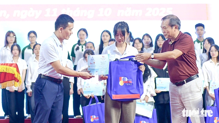 Tiếp sức đến trường - Ảnh 1.