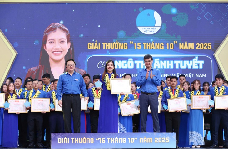 9 triệu trái tim tuổi trẻ hòa nhịp kỷ niệm 69 năm Hội Liên hiệp Thanh niên Việt Nam - Ảnh 1.