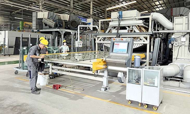 Gỡ vướng mắc thể chế, khơi thông nguồn lực - Kỳ 1: Những quy định 'đốt' tiền doanh nghiệp - Ảnh 1. thể chế - Ảnh 1.