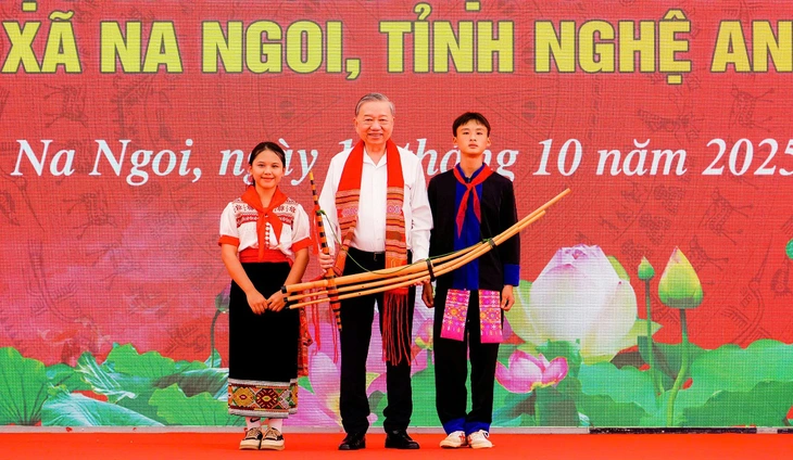 Tổng Bí thư Tô Lâm dự lễ khởi công trường biên giới ở Nghệ An - Ảnh 4.