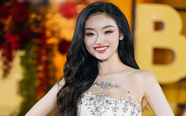 Phương Oanh có động thái bất ngờ giữa ồn ào tiền ảo của Shark Bình - Ảnh 4.